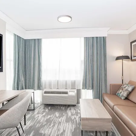 Sandman Signature Toronto Airport Hotel Exterior photo